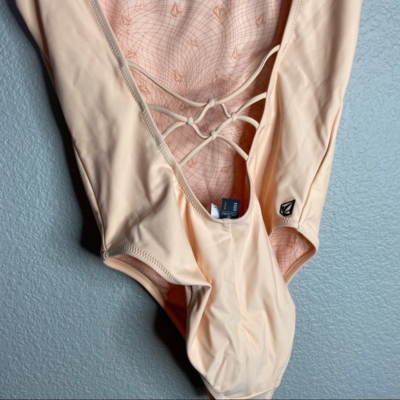 Volcom- NWOT Pale Peach Simply Solid One Piece Swimsuit - Picture 7 of 9